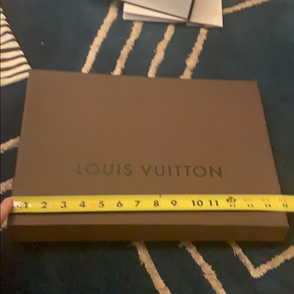 Louis Vuitton box